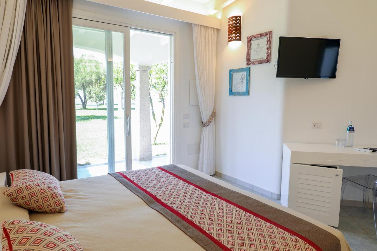 Limone Beach Resort Castiadas Esterno foto