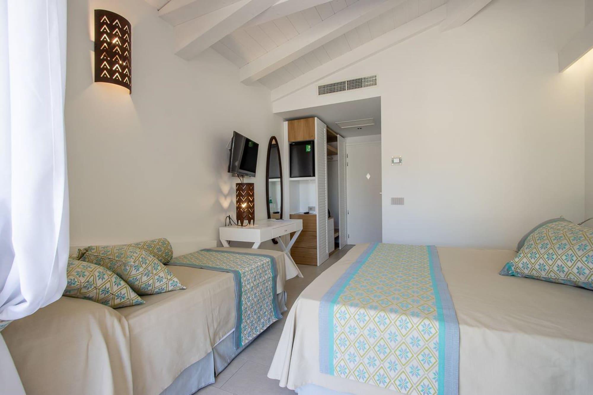 Limone Beach Resort Castiadas Esterno foto